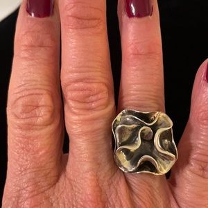 Silpada flower Ring